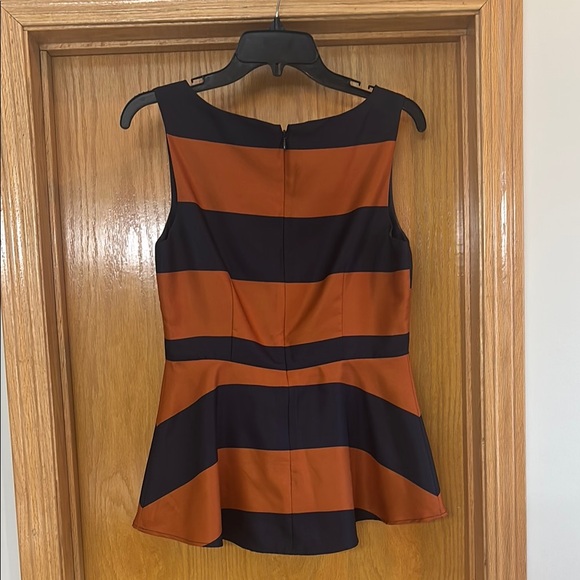 Banana Republic Sleeveless Top - Navy and Orange size 6 - Picture 3 of 5